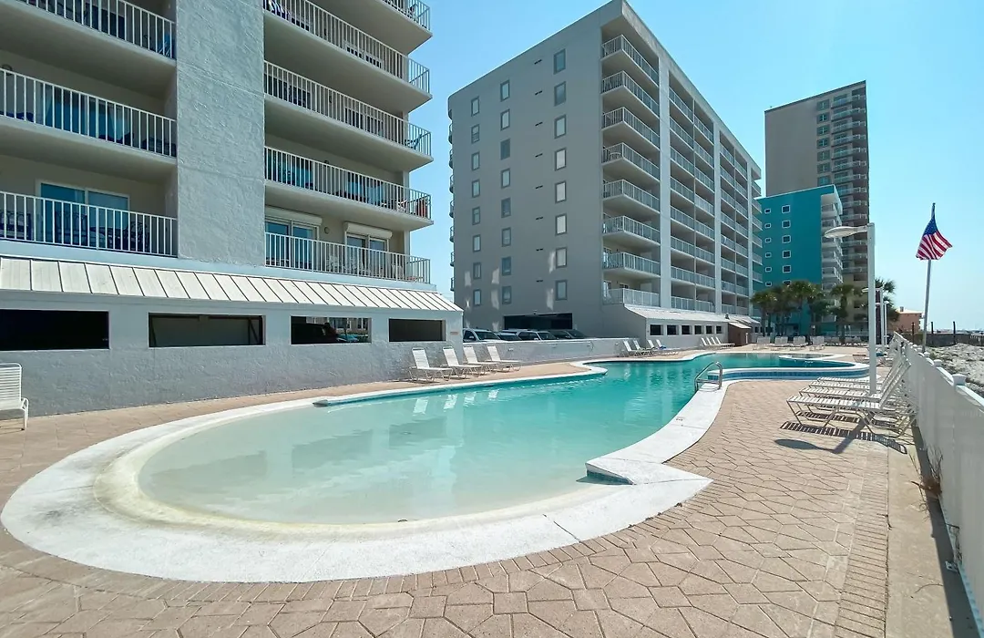 Ocean House II 2201-1